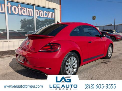 Used 2018 Volkswagen Beetle 2.0T S image 4