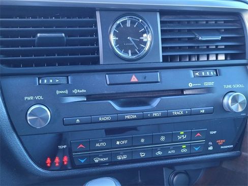 Used 2017 Lexus RX 450h AWD image 22