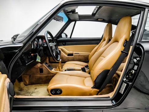 Used 1997 Porsche 911 Carrera S image 5