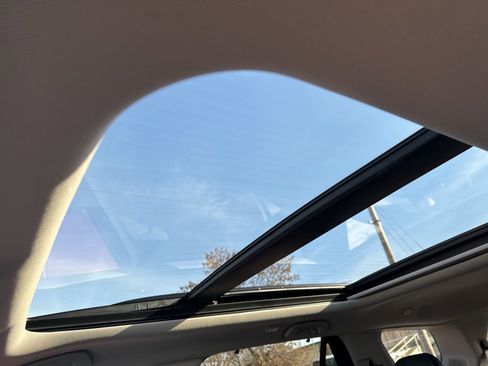 Used 2023 Honda Pilot Touring image 75