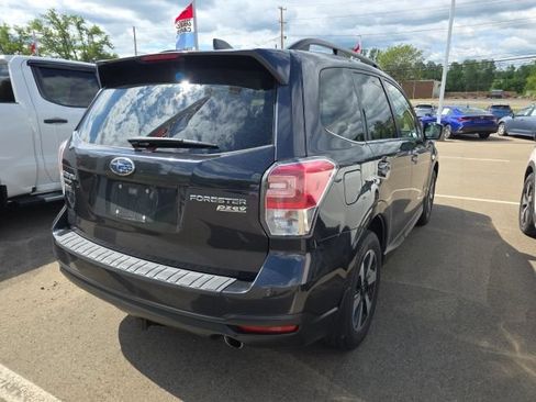 Used 2017 Subaru Forester 2.5i Limited w/ Popular Package #2 AWD/4WD image 5