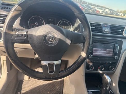Used 2015 Volkswagen Passat 1.8T Limited Edition image 20