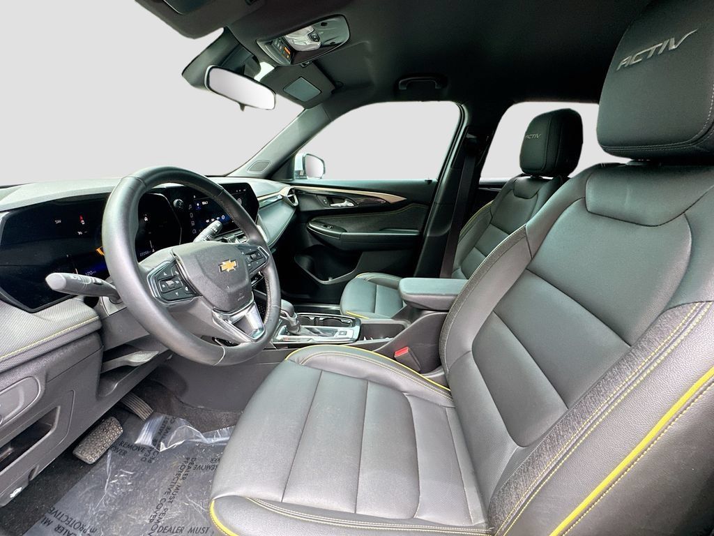 Used 2024 Chevrolet TrailBlazer ACTIV w/ Driver Confidence Package FWD image 20