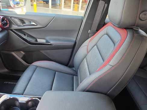 Used 2026 Chevrolet Equinox RS w/ Convenience Package III FWD image 25
