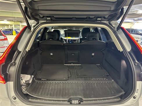 Certified 2025 Volvo XC60 T8 Ultra w/ Protection Package Premier image 27