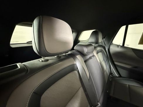 Used 2025 Chevrolet Equinox LT w/ Convenience Package II image 24