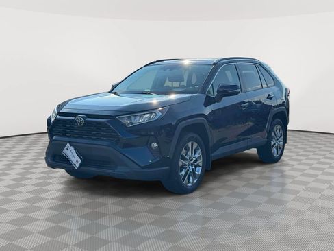 Used 2021 Toyota RAV4 XLE Premium AWD/4WD image 3