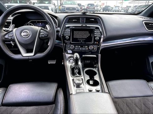 Used 2023 Nissan Maxima SR w/ Sport Mat Group FWD image 20