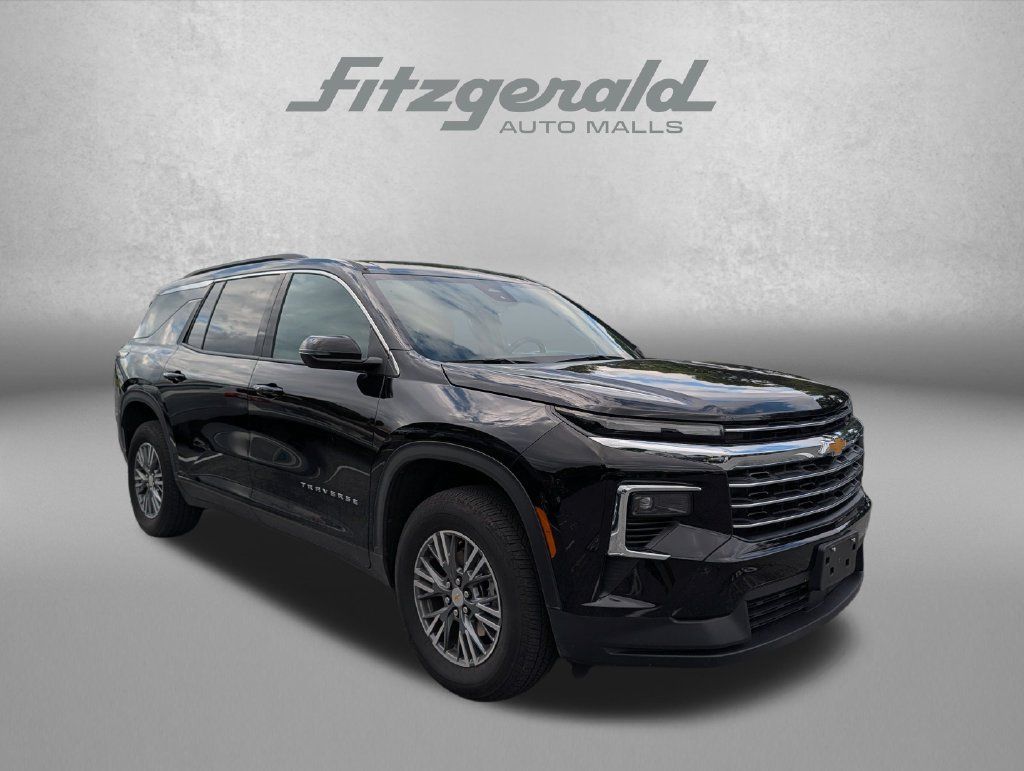 Used 2025 Chevrolet Traverse LT AWD/4WD 360° Tour