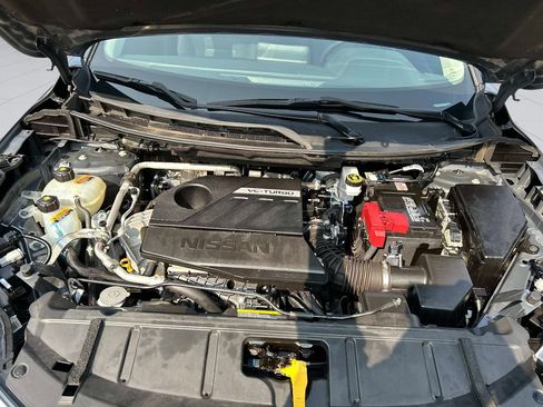 Used 2024 Nissan Rogue SV AWD/4WD image 13