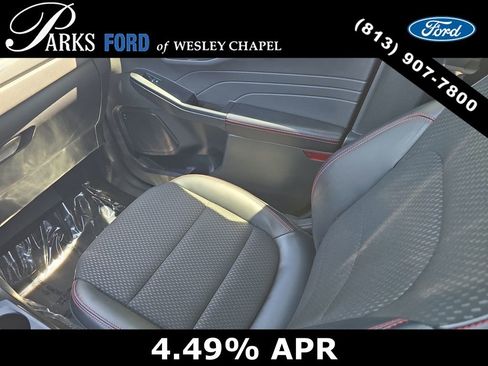 Used 2025 Ford Escape ST-Line image 13