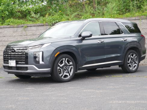 Used 2024 Hyundai Palisade Limited AWD/4WD image 1