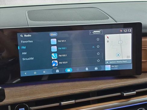 Used 2025 Hyundai Santa Fe Limited FWD image 18