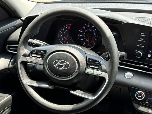 Certified 2021 Hyundai Elantra SEL image 12