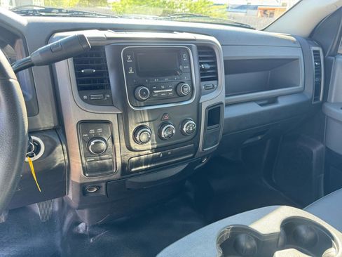 Used 2014 RAM 1500 Tradesman w/ Power & Remote Entry Group image 34