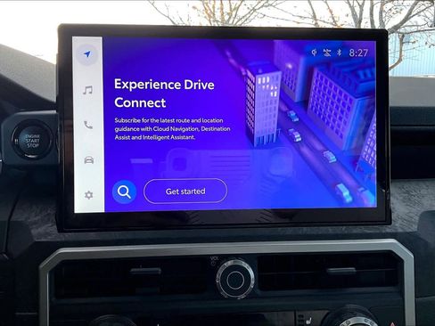 Used 2025 Toyota Tacoma Limited image 33