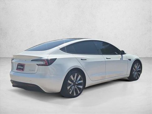 Used 2025 Tesla Model 3 Long Range AWD/4WD image 5
