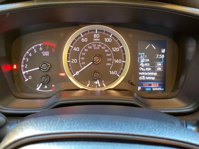 Used 2021 Toyota Corolla LE FWD image 16