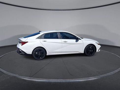 New 2026 Hyundai Elantra SEL Sport Premium FWD image 9