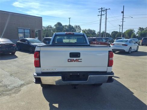 Used 2017 GMC Sierra 1500 Base image 18