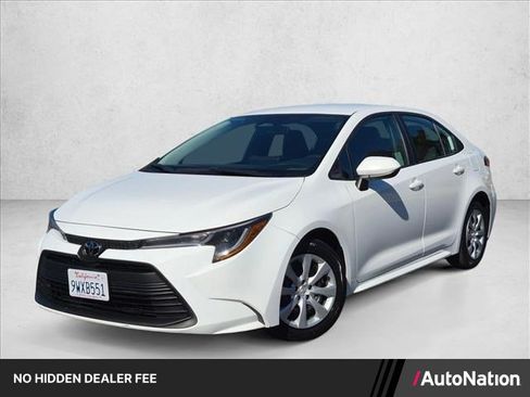 Used 2023 Toyota Corolla LE FWD image 1