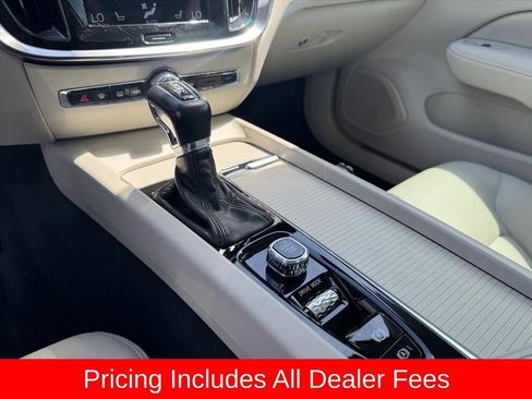 Used 2020 Volvo V60 T5 Momentum w/ Protection Package Premier FWD image 21