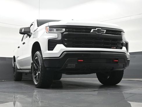 Used 2025 Chevrolet Silverado 1500 LT Trail Boss w/ LT Trail Boss Premium Package AWD/4WD image 29