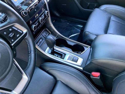 Used 2020 Subaru Ascent Limited w/ Technology Package AWD/4WD image 17