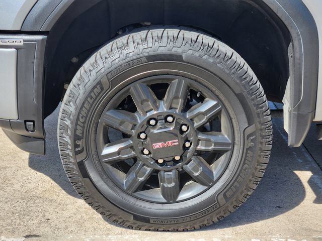 Used 2024 GMC Sierra 2500 AT4 w/ AT4 Premium Plus Package AWD/4WD image 10
