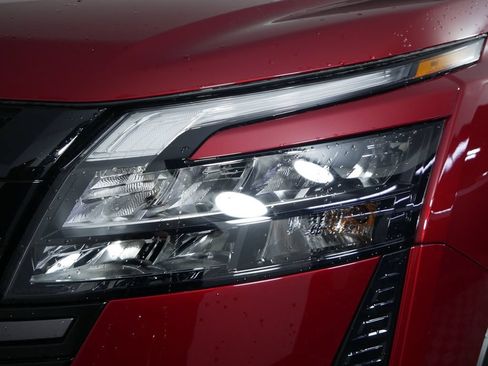 New 2026 Nissan Pathfinder SV AWD/4WD image 12