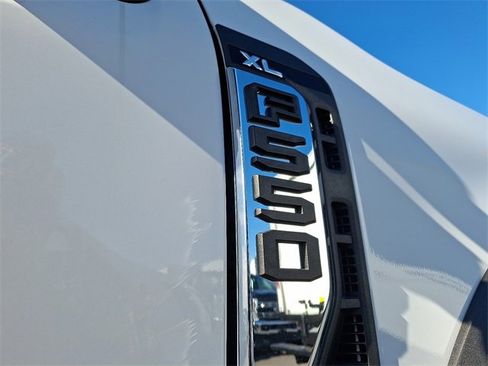 New 2026 Ford F550 4x4 Supercab Super Duty image 4