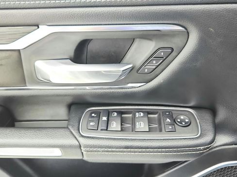 Used 2024 RAM 1500 Laramie image 37