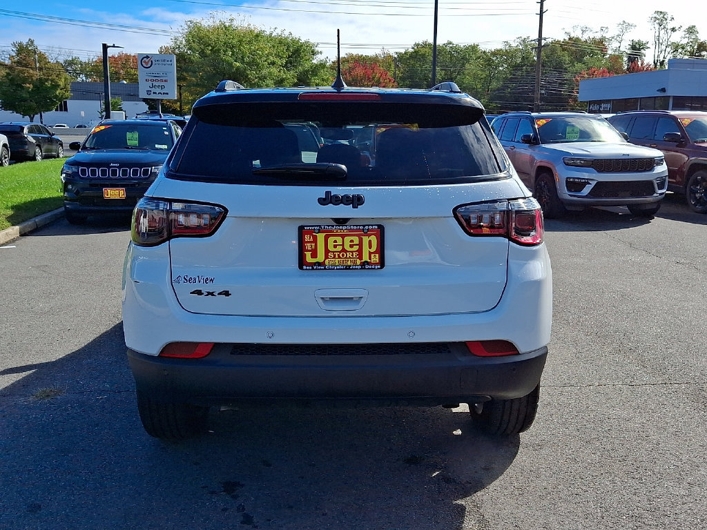 Certified 2026 Jeep Compass Limited AWD/4WD image 5