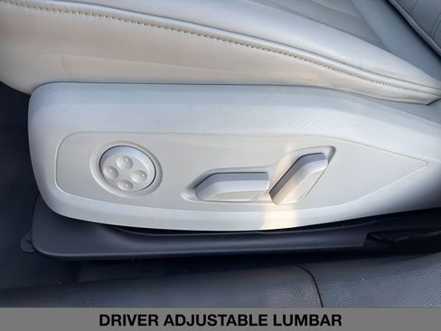 Used 2022 Audi A4 2.0T Premium w/ Convenience Package image 16