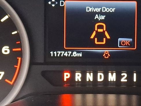 Used 2016 Ford F150 XLT w/ Equipment Group 302A Luxury AWD/4WD image 24