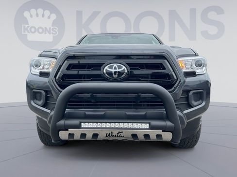 Used 2020 Toyota Tacoma SR AWD/4WD image 19