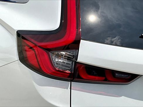 Used 2024 Honda CR-V Sport Touring image 28