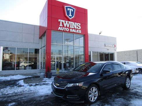 Used 2017 Chevrolet Impala LT w/ Leather Package image 2