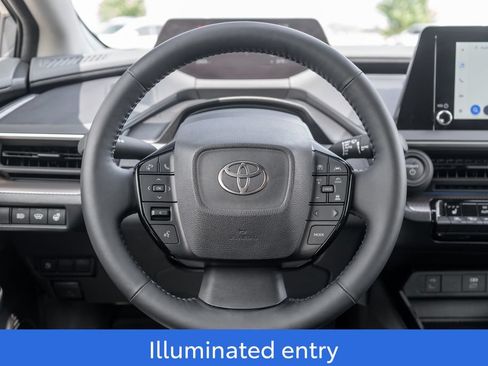 Used 2026 Toyota Prius XLE AWD/4WD image 14
