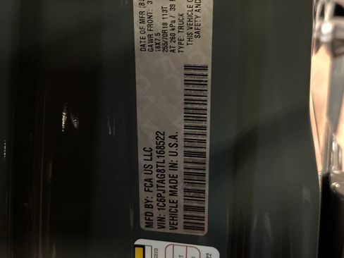 New 2026 Jeep Gladiator Sport image 26