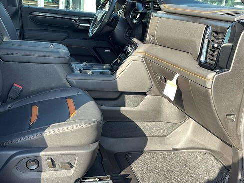 New 2026 GMC Sierra 2500 AT4 w/ AT4 Premium Plus Package image 22