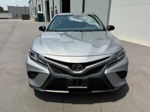 Used 2020 Toyota Camry SE FWD image 10