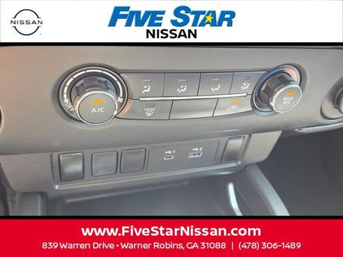 Used 2024 Nissan Frontier SV RWD image 21