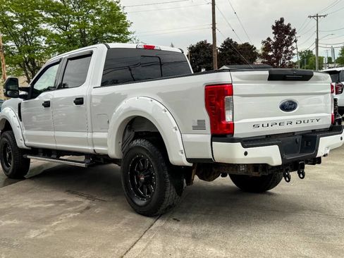 Used 2017 Ford F250 XLT w/ XLT Value Package AWD/4WD image 5