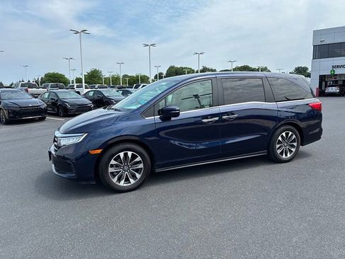 Used 2024 Honda Odyssey EX-L image 13