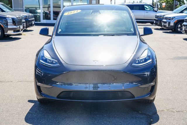 Used 2024 Tesla Model Y Long Range AWD/4WD image 7