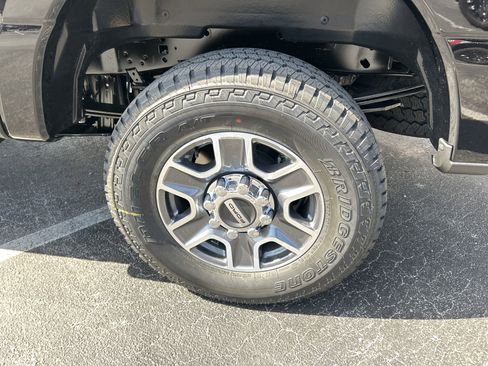 New 2025 Ford F250 Lariat w/ Lariat Ultimate Package image 8