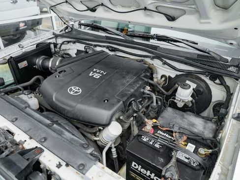 Used 2013 Toyota Tacoma PreRunner w/ SR5 Pkg image 28