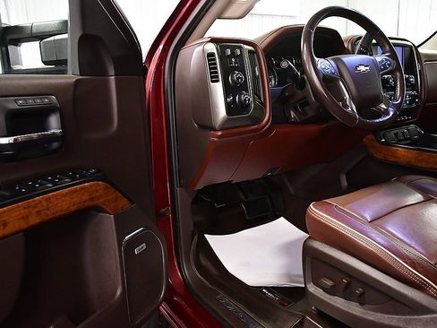 Used 2016 Chevrolet Silverado 3500 High Country w/ Duramax Plus Package image 16