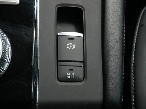 Used 2022 Mitsubishi Outlander SE AWD/4WD image 25